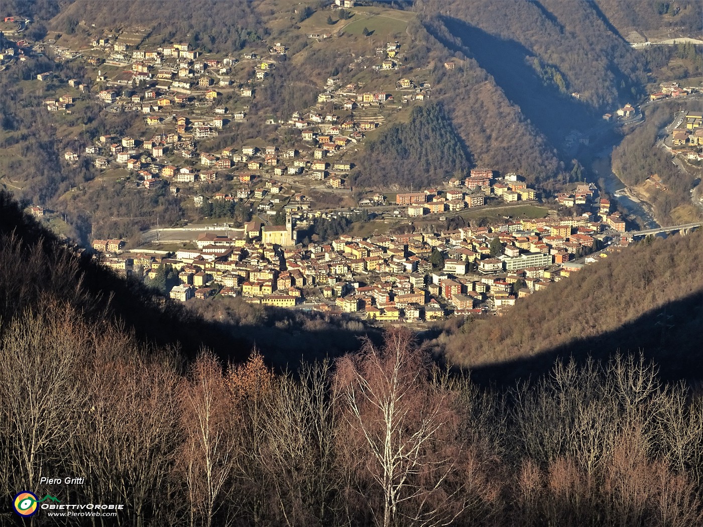 47 Bella vista sulla conca di Zogno e...casa mia.JPG